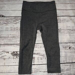 Athleta Ultimate Stash‎ Capri Crop Tight Heather Gray Size M